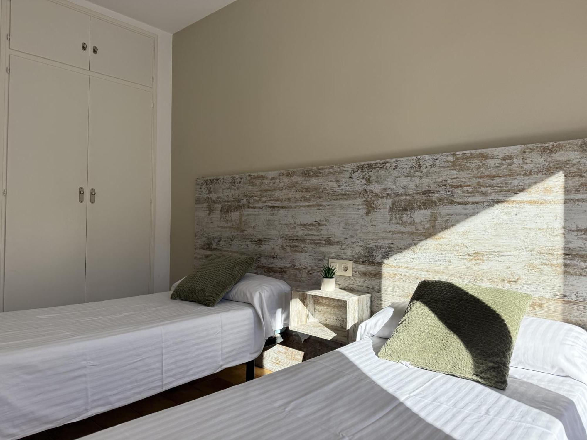 Agi Sant Jordi Apartman Roses Kültér fotó
